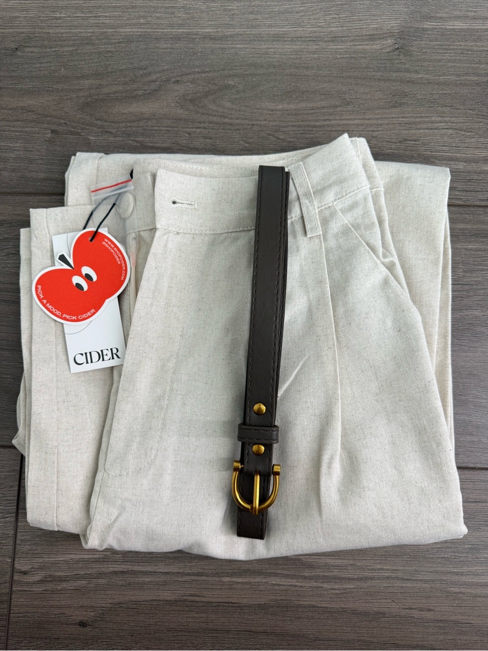 Cider Womens Linen-Blend Pants in Light Beige with Dark Brown Belt